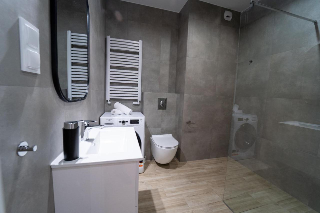 Panorama Capital Tito - 16 Pietro Apartment Rzeszow Ngoại thất bức ảnh