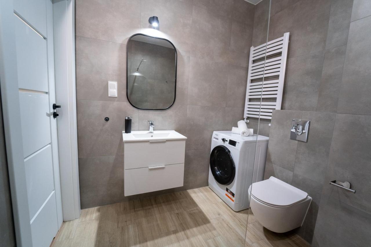 Panorama Capital Tito - 16 Pietro Apartment Rzeszow Ngoại thất bức ảnh