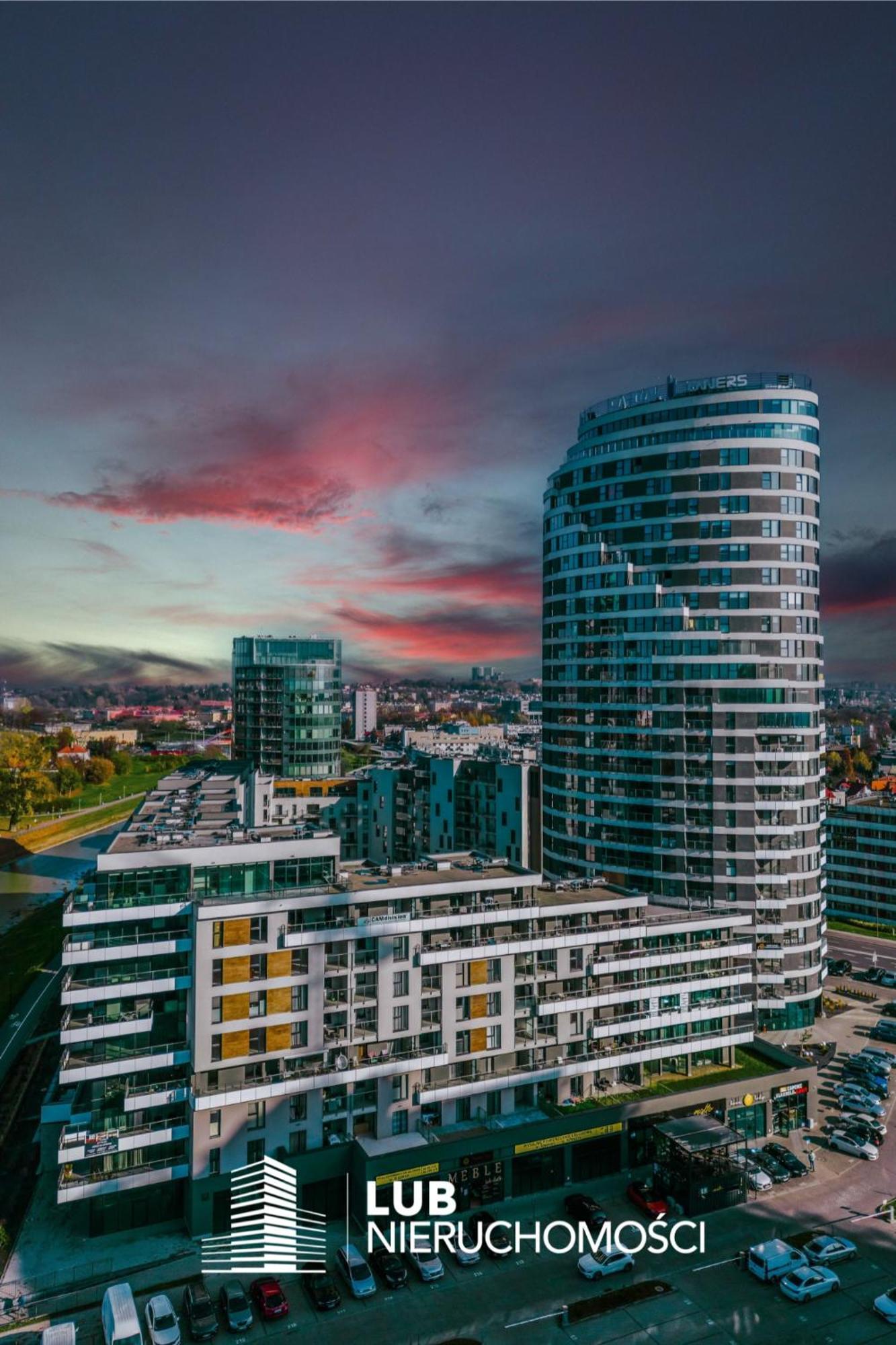 Panorama Capital Tito - 16 Pietro Apartment Rzeszow Ngoại thất bức ảnh