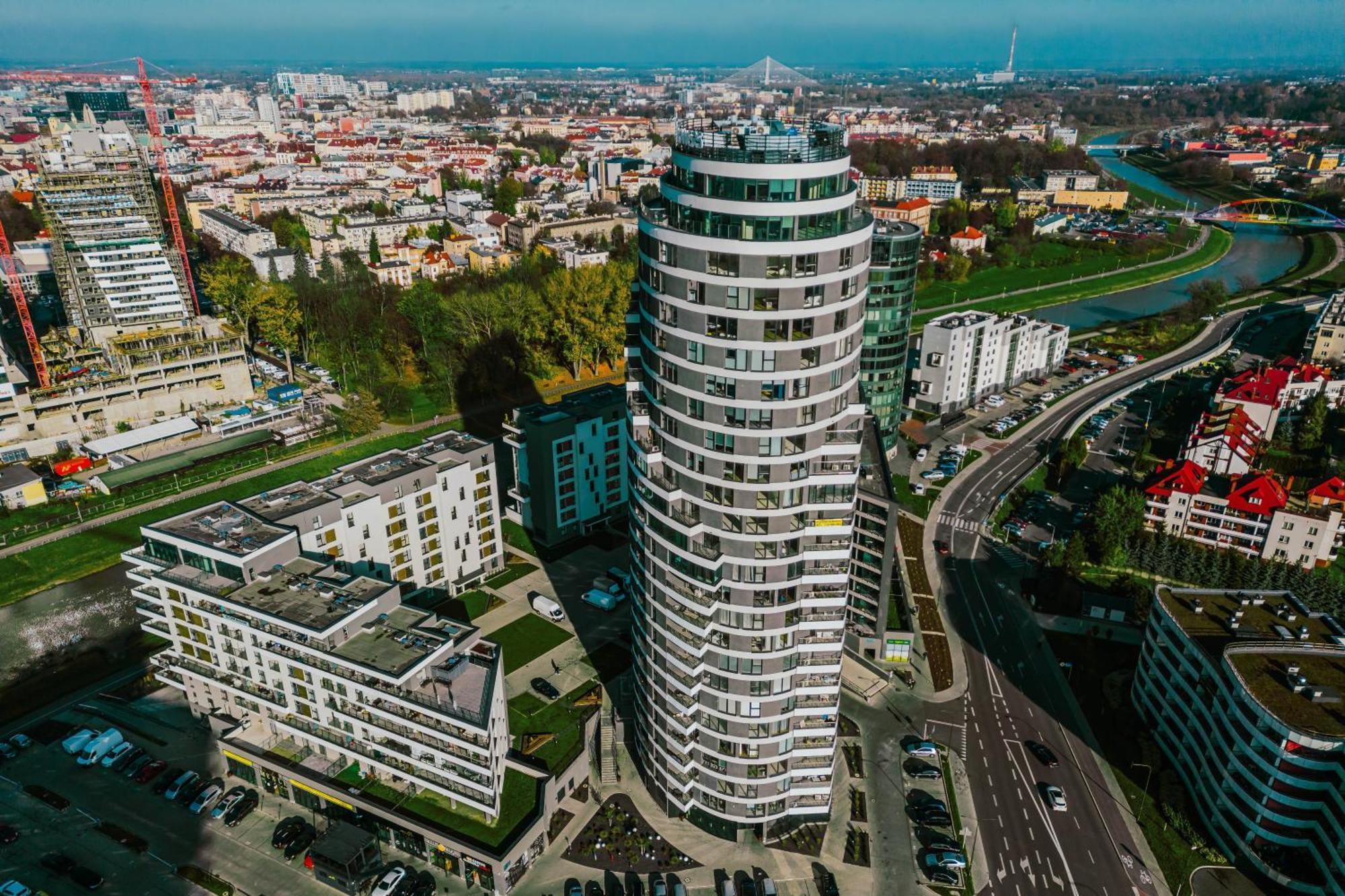 Panorama Capital Tito - 16 Pietro Apartment Rzeszow Ngoại thất bức ảnh